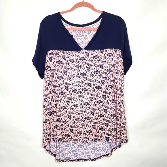 Lane Bryant Floral Swing Tee Size 10/12 Short Sleeve Hi-Low Hem Soft Stretch Top - Picture 1 of 10